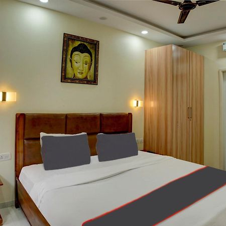 Flagship Santoshi Holiday Home Даболим Екстериор снимка